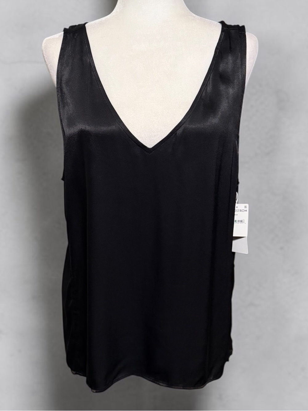 Nordstrom Black Viscose Satin Double V-Neck Tank Top ~ Women’s L